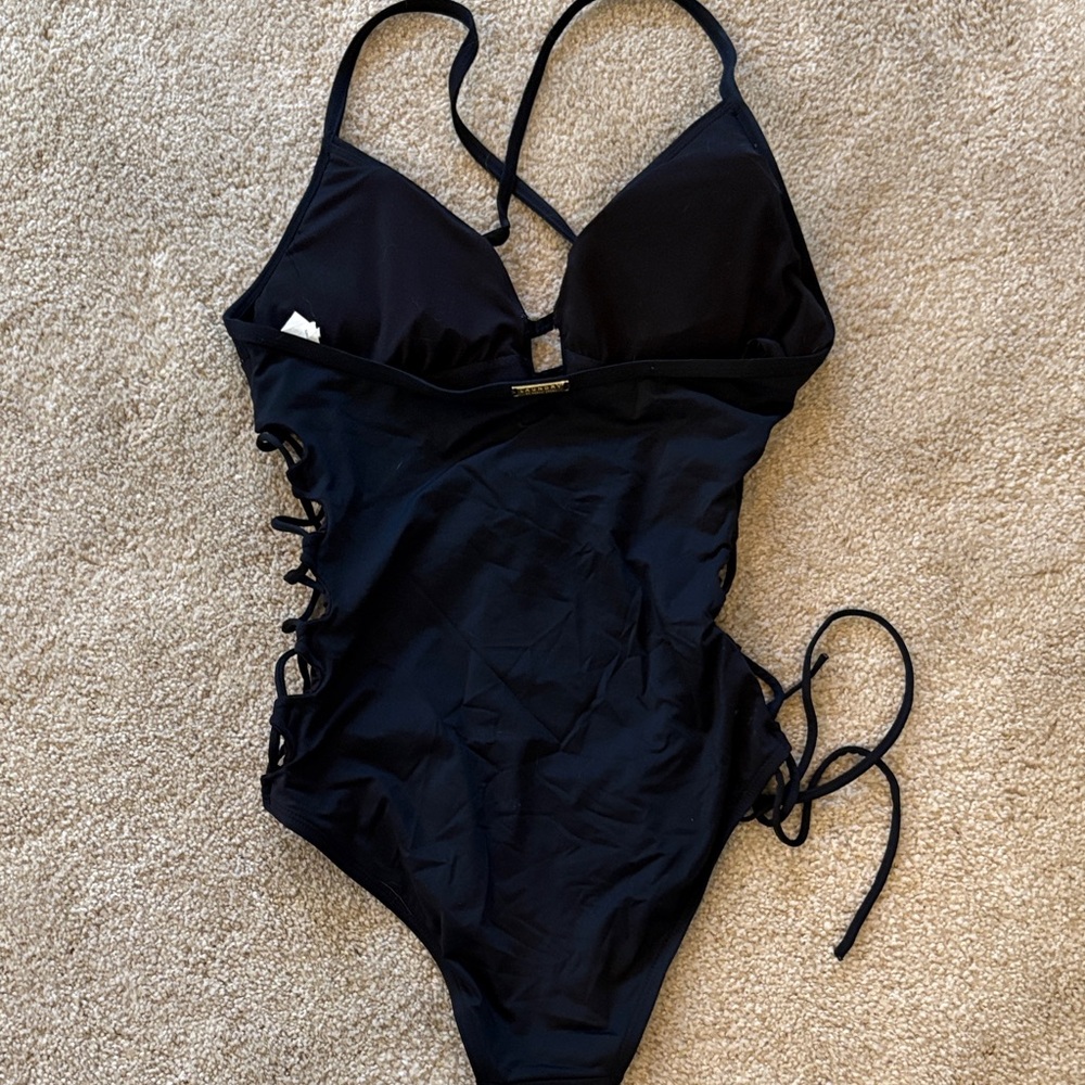Laundry By Shelli Segal Black One-Piece Swimsuit - Picture 2 of 3